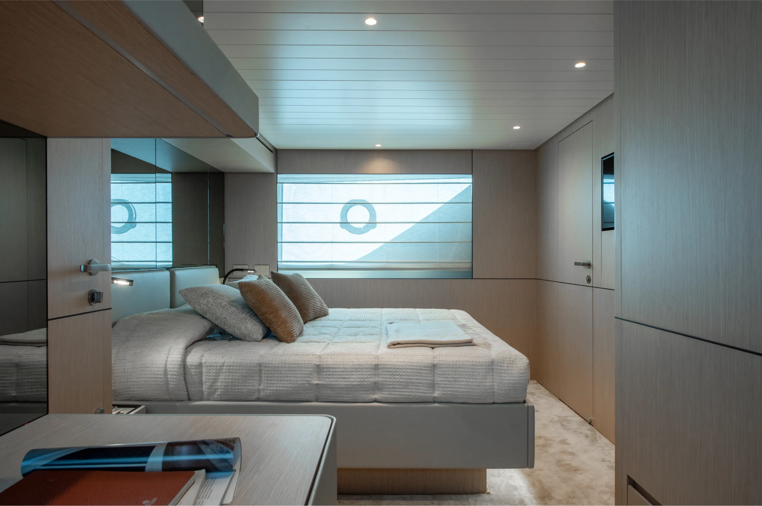 Flexible 2 or 3 Cabin Layouts