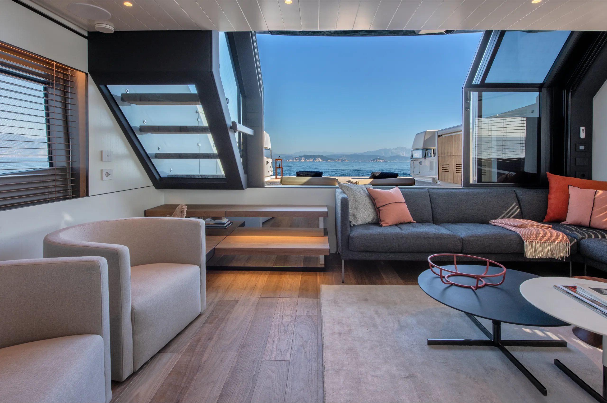 Wall-to-Wall Glass Living Spaces