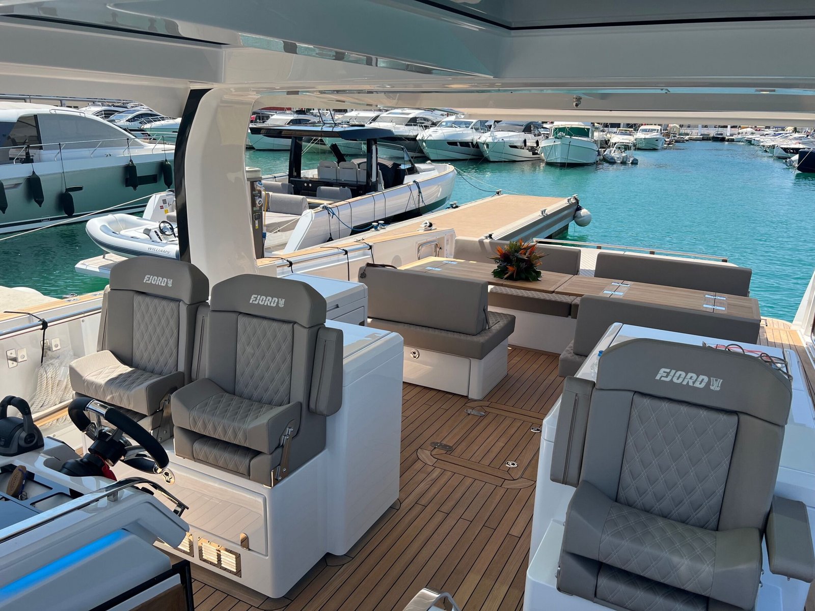 Optional Dedicated Crew Cabin